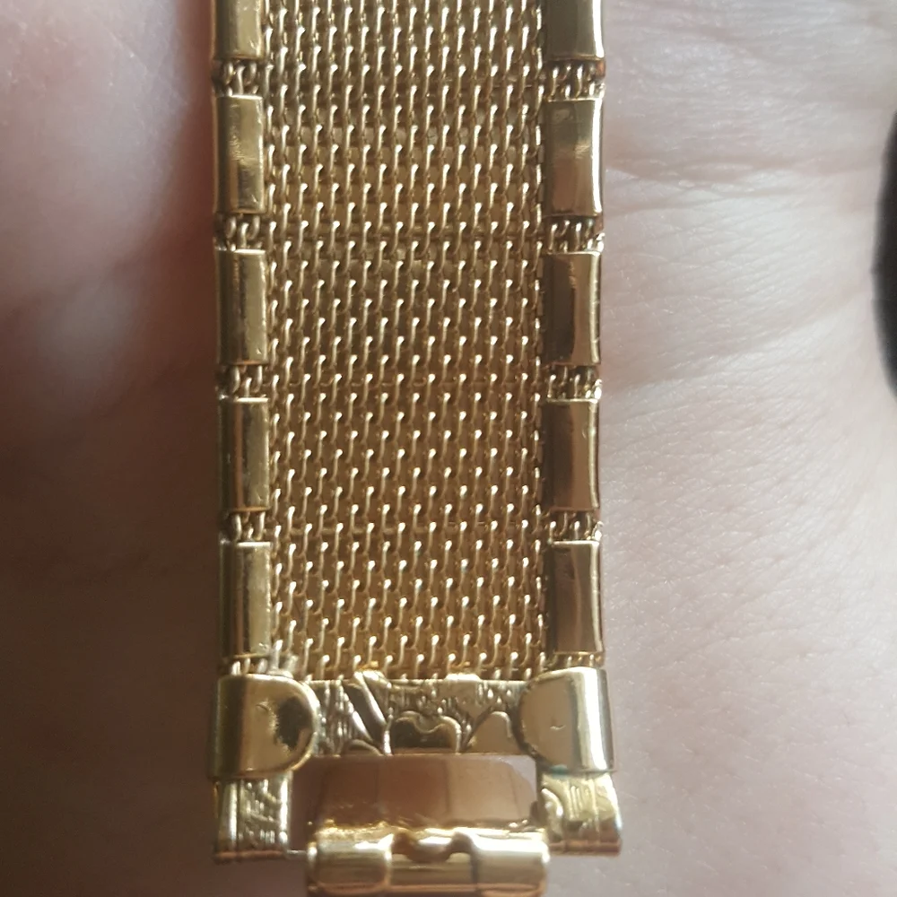 Beautiful Engraved Floral Mesh Panel Link Vintage Bracelet - Picture 4 of 6